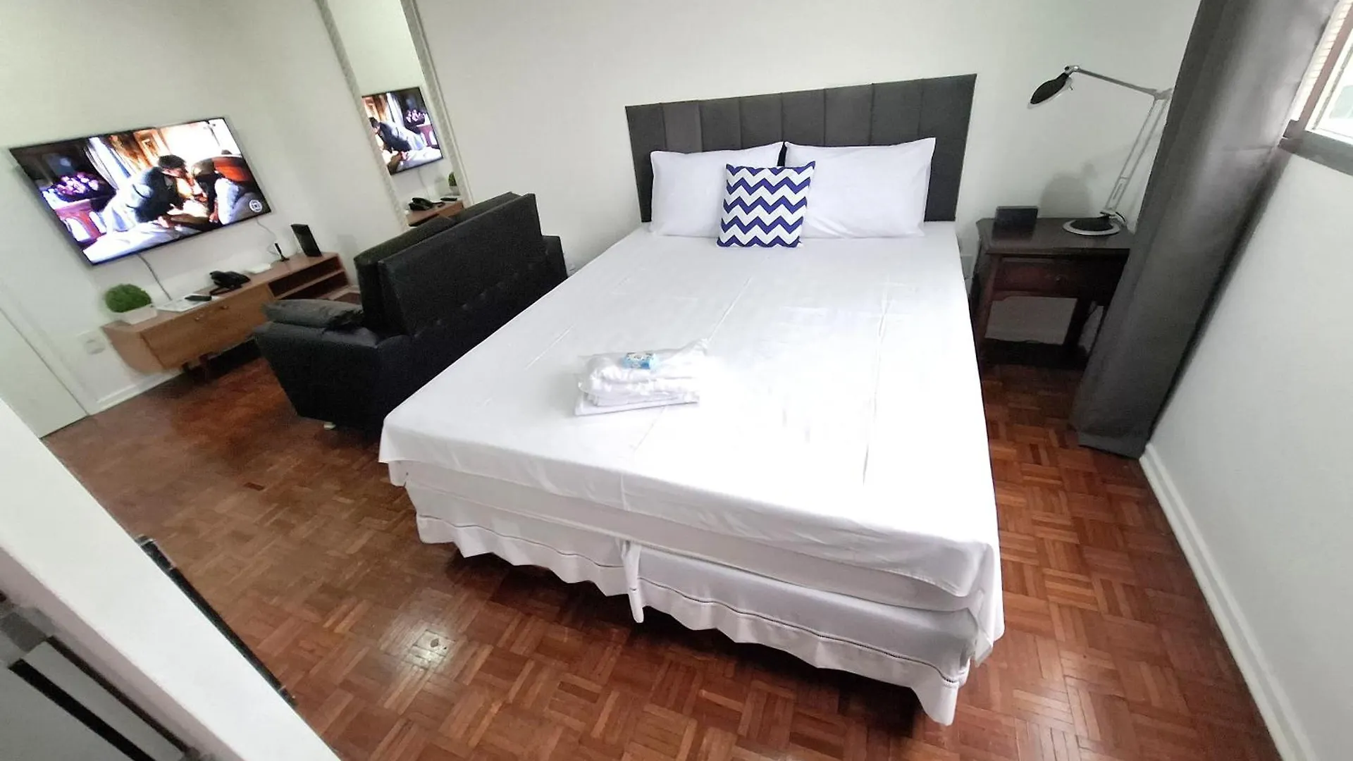 Ap 709 - A Poucos Passos Da Avenida Paulista! Apartamento São Paulo Brasil